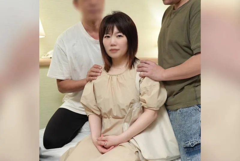 FC2PPV 4576927 1/1 990pt♡Kaori Is A Cheap Meat Urinal Who Is Used By Cheap Old Men. Mixed Breeding And Double Creampie. All For My Sake… Mother Convulses And Climaxes Wildly